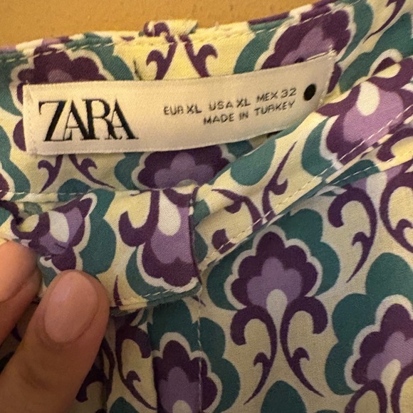 Zara- Top and pants - Picture 8 of 10